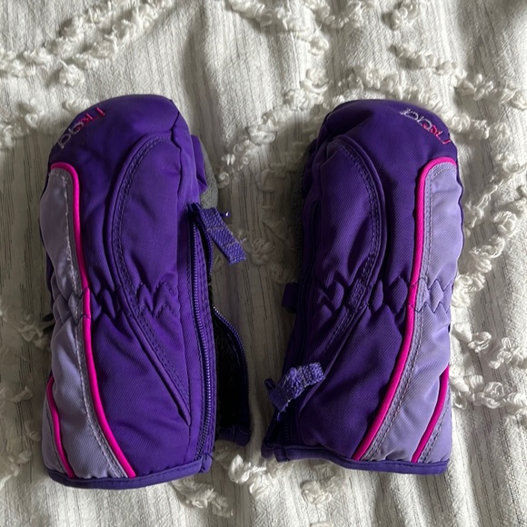 Head Mittens - Picture 1 of 5